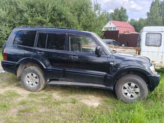 2004 Mitsubishi Pajero III Рестайлинг, чёрный, 850000 рублей, вид 4