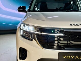 2026 Kia Seltos I Рестайлинг, белый, 2480000 рублей, вид 4