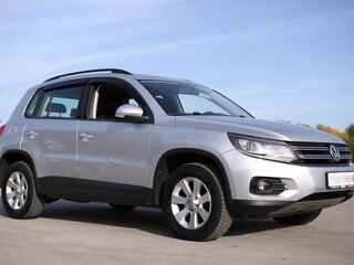2012 Volkswagen Tiguan I Рестайлинг, серебристый, 1220550 рублей, вид 3
