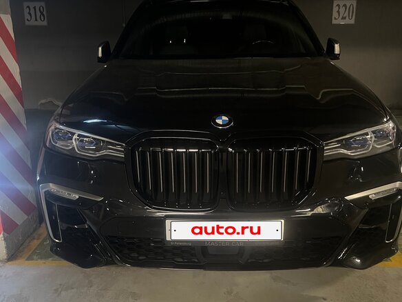 2020 BMW X7 M50d I (G07), чёрный - вид 1
