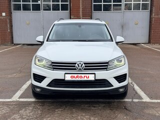 2015 Volkswagen Touareg II Рестайлинг, белый, 2600000 рублей, вид 3