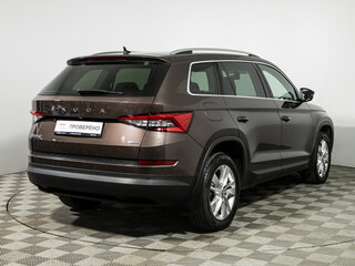 2020 Skoda Kodiaq I, коричневый, 2899585 рублей, вид 5