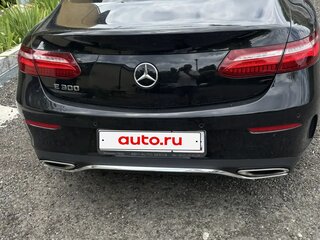 2019 Mercedes-Benz E-Класс 300 V (W213, S213, C238), чёрный, 4500000 рублей, вид 2