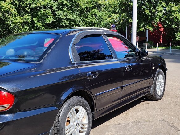 2006 Hyundai Sonata ТагАЗ IV (EF) Рестайлинг, чёрный - вид 3