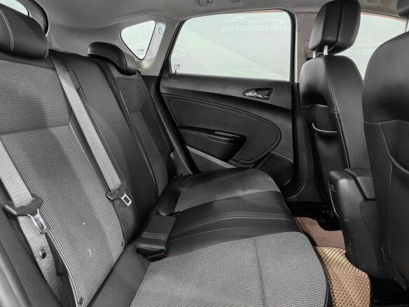 2012 Opel Astra J, чёрный - вид 14