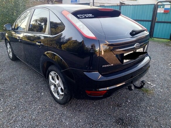 2010 Ford Focus II Рестайлинг, чёрный, 500000 рублей - вид 8