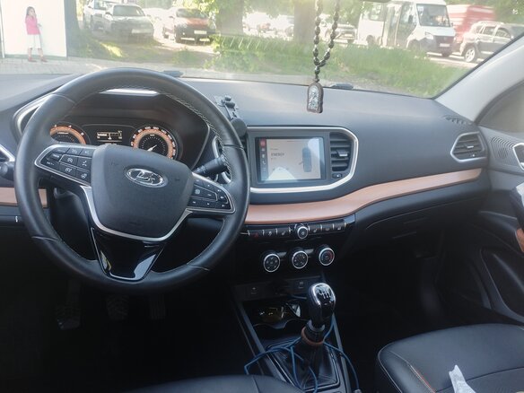 2025 Lada (ВАЗ) Vesta SW Cross I Рестайлинг (NG), чёрный, 1700000 рублей - вид 5
