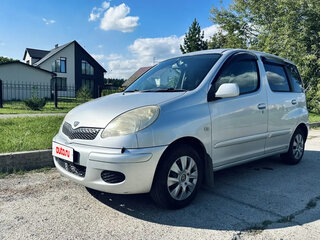 2002 Toyota FunCargo, серый, 555000 рублей, вид 1