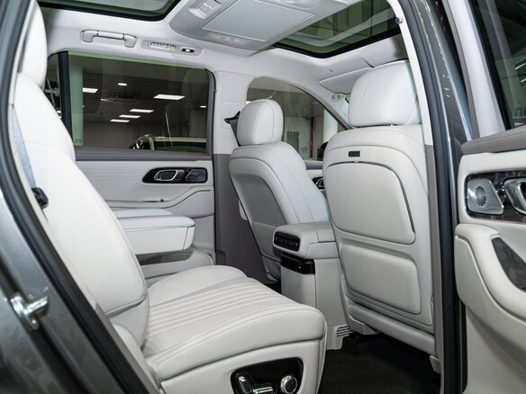 2025 Geely Galaxy M9 210, серый - вид 17