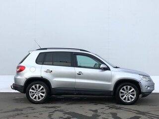 2011 Volkswagen Tiguan I, серебристый, 610000 рублей, вид 4