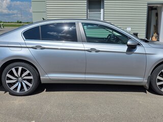 2019 Volkswagen Passat B8, серебристый, 2320000 рублей, вид 3