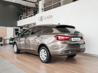2026 Lada (ВАЗ) Vesta SW I Рестайлинг (NG), коричневый, 1935000 рублей, вид 4