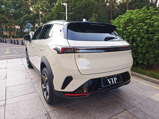 2026 Lynk & Co 06 I Рестайлинг, бежевый, 2437000 рублей, вид 5