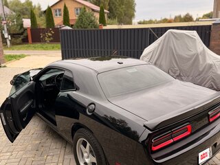 2020 Dodge Challenger III Рестайлинг 2, чёрный, 2550000 рублей, вид 3