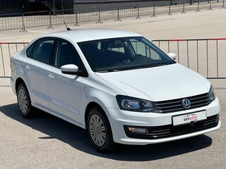 2020 Volkswagen Polo V Рестайлинг, белый, 1397000 рублей, вид 4
