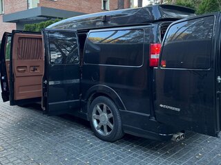 2013 Chevrolet Express II, чёрный, 3000000 рублей, вид 3
