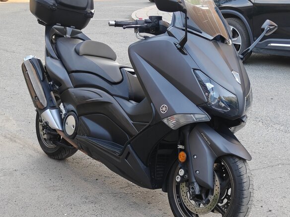 2012 Yamaha TMAX, серый, 580000 рублей