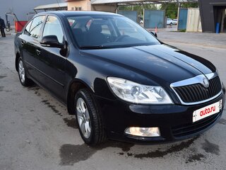 2010 Skoda Octavia II (A5) Рестайлинг, чёрный, 820000 рублей, вид 3