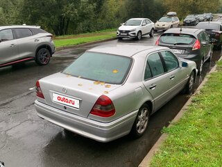 1996 Mercedes-Benz C-Класс 180 I (W202), серебристый, 220000 рублей, вид 4
