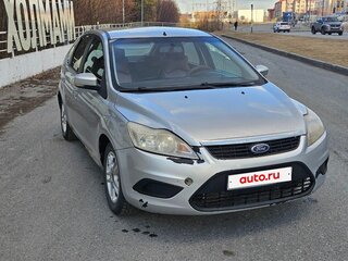 2008 Ford Focus II Рестайлинг, серебристый, 300000 рублей, вид 2