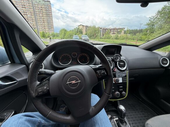 2008 Opel Corsa D, серый, 330000 рублей - вид 4