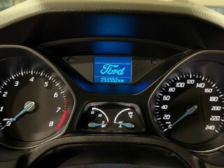 2011 Ford Focus III, чёрный, 657000 рублей, вид 5