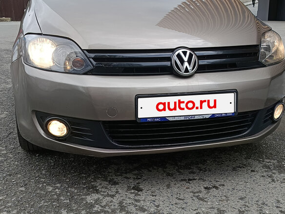 2011 Volkswagen Golf Plus II, серый, 600000 рублей - вид 3
