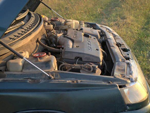 2002 Lada (ВАЗ) 2112, зелёный, 80000 рублей - вид 16