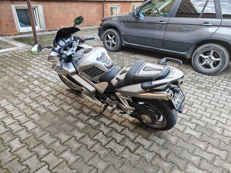 2005 Honda VFR 800, серый, 400000 рублей, вид 4