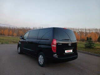 2015 Hyundai H-1 II Рестайлинг, чёрный, 1750000 рублей, вид 3