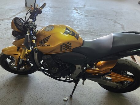 2007 Honda CB 600F Hornet, золотистый, 490000 рублей, вид 1