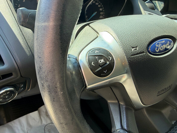 2014 Ford Focus III, чёрный - вид 13