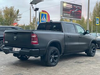 2021 Ram 1500 Crew Cab V, чёрный, 5990000 рублей, вид 5