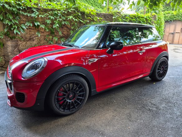 2015 Mini Hatch JCW III (F55/F56), красный, 1990000 рублей - вид 4