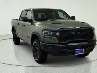 2026 Ram 1500 Crew Cab eTorque V Рестайлинг, зелёный, 8761386 рублей, вид 2
