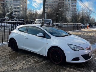 2014 Opel Astra GTC J Рестайлинг, белый, 670000 рублей, вид 2