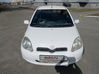 2000 Toyota Vitz I (P10), белый, 200000 рублей, вид 2