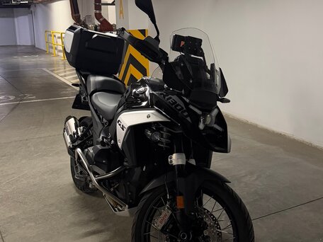 2024 BMW R 1300 GS, чёрный, 2750000 рублей, вид 2