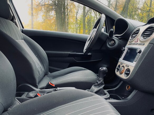 2008 Opel Corsa D, серебристый, 260000 рублей - вид 6