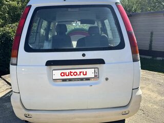 2002 Toyota Lite Ace V, белый, 400000 рублей, вид 3