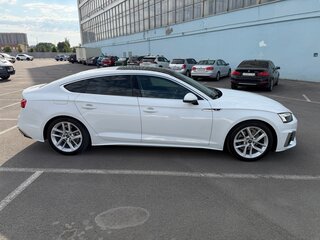 2022 Audi A5 Sportback 40 TFSI II (F5) Рестайлинг, белый, 4300000 рублей, вид 3
