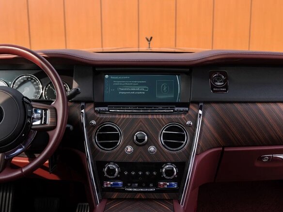 2021 Rolls-Royce Cullinan I (Series I), чёрный, 38000000 рублей - вид 10