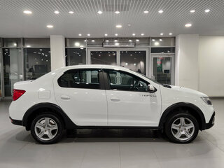 2022 Renault Logan Stepway II Рестайлинг, белый, 1135000 рублей, вид 4