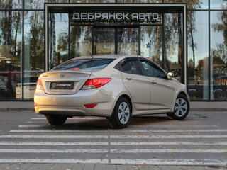 2014 Hyundai Solaris I, бежевый, 845000 рублей, вид 3