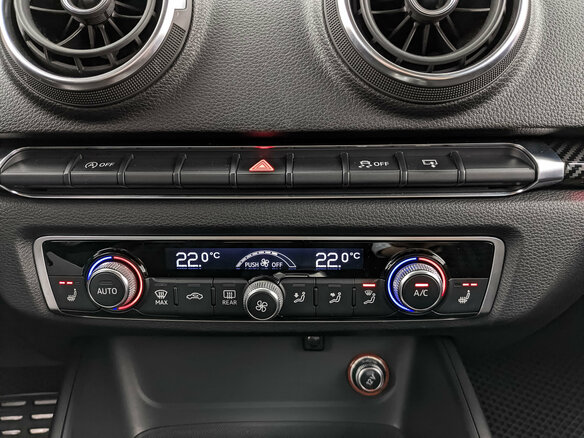 2014 Audi A3 III (8V), белый - вид 20