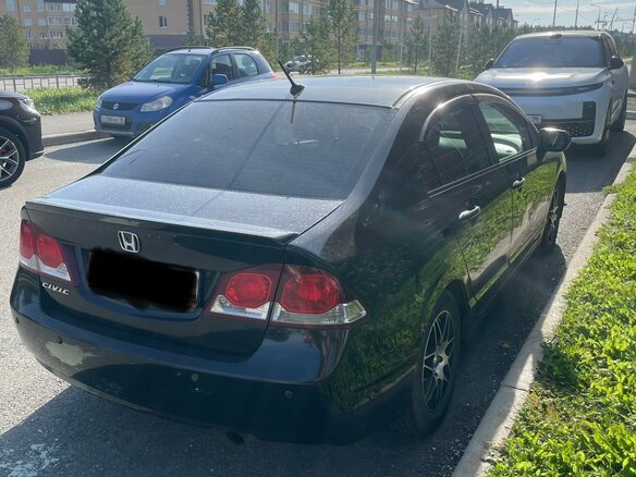 2009 Honda Civic Hybrid VIII Рестайлинг, чёрный - вид 1