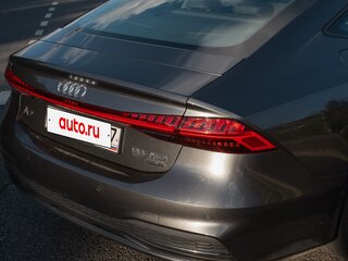 2021 Audi A7 55 TFSI II (4K), серый, 6290000 рублей, вид 5