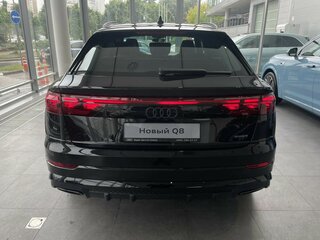 2026 Audi Q8 45 TDI I (4M) Рестайлинг, чёрный, 17100000 рублей, вид 5