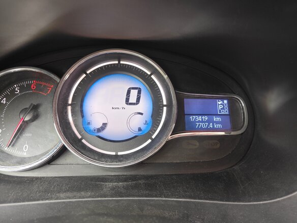 2014 Renault Megane III Рестайлинг 2, белый, 650000 рублей - вид 6