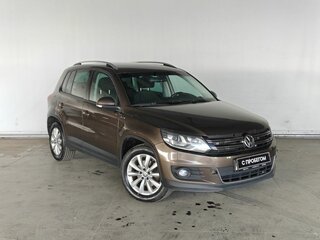 2016 Volkswagen Tiguan I Рестайлинг, коричневый, 1097000 рублей, вид 3